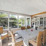 度假居 Yall - 1km From The Sea By Interhome