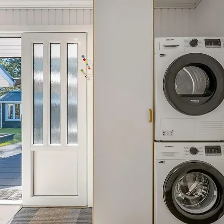 Yall - 1km From The Sea By Interhome *